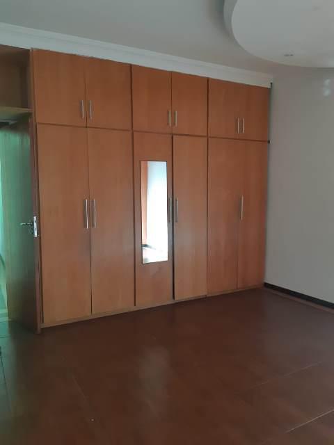 Casa, Arvoredo, 4 Quartos, 10 Vagas, 1 Suíte