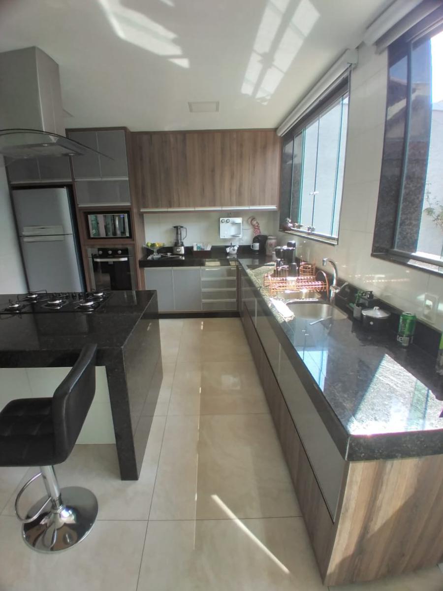 Casa, Ipiranga, 4 Quartos, 3 Vagas, 1 Suíte