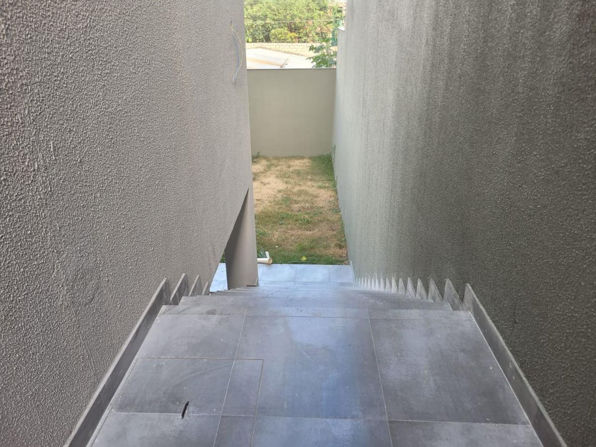 Casa, Planalto, 3 Quartos, 4 Vagas, 3 Suítes