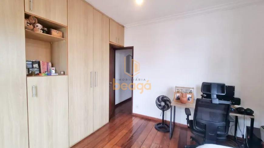 Casa, Castelo, 3 Quartos, 2 Vagas, 1 Suíte