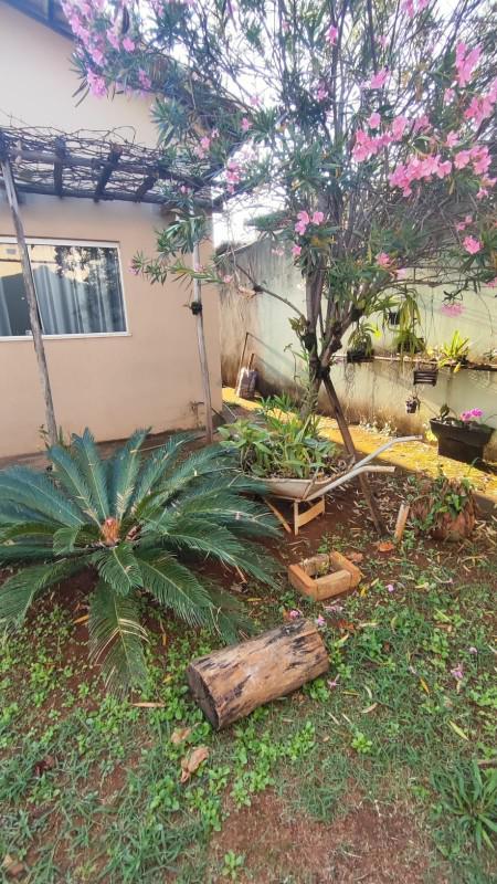 Casa, Fernão Dias, 3 Quartos, 5 Vagas, 1 Suíte