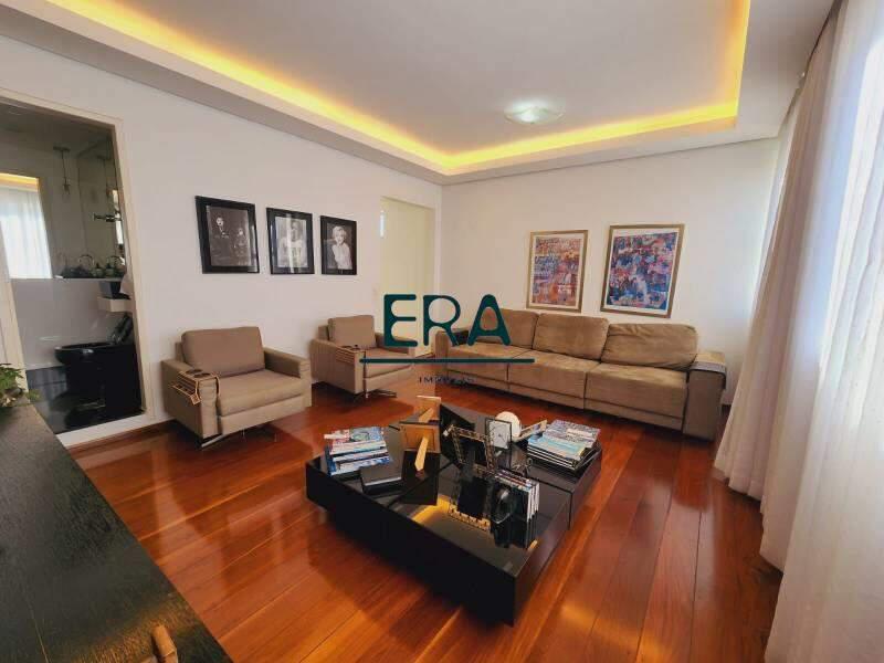 Apartamento, Funcionários, 4 Quartos, 2 Vagas, 1 Suíte