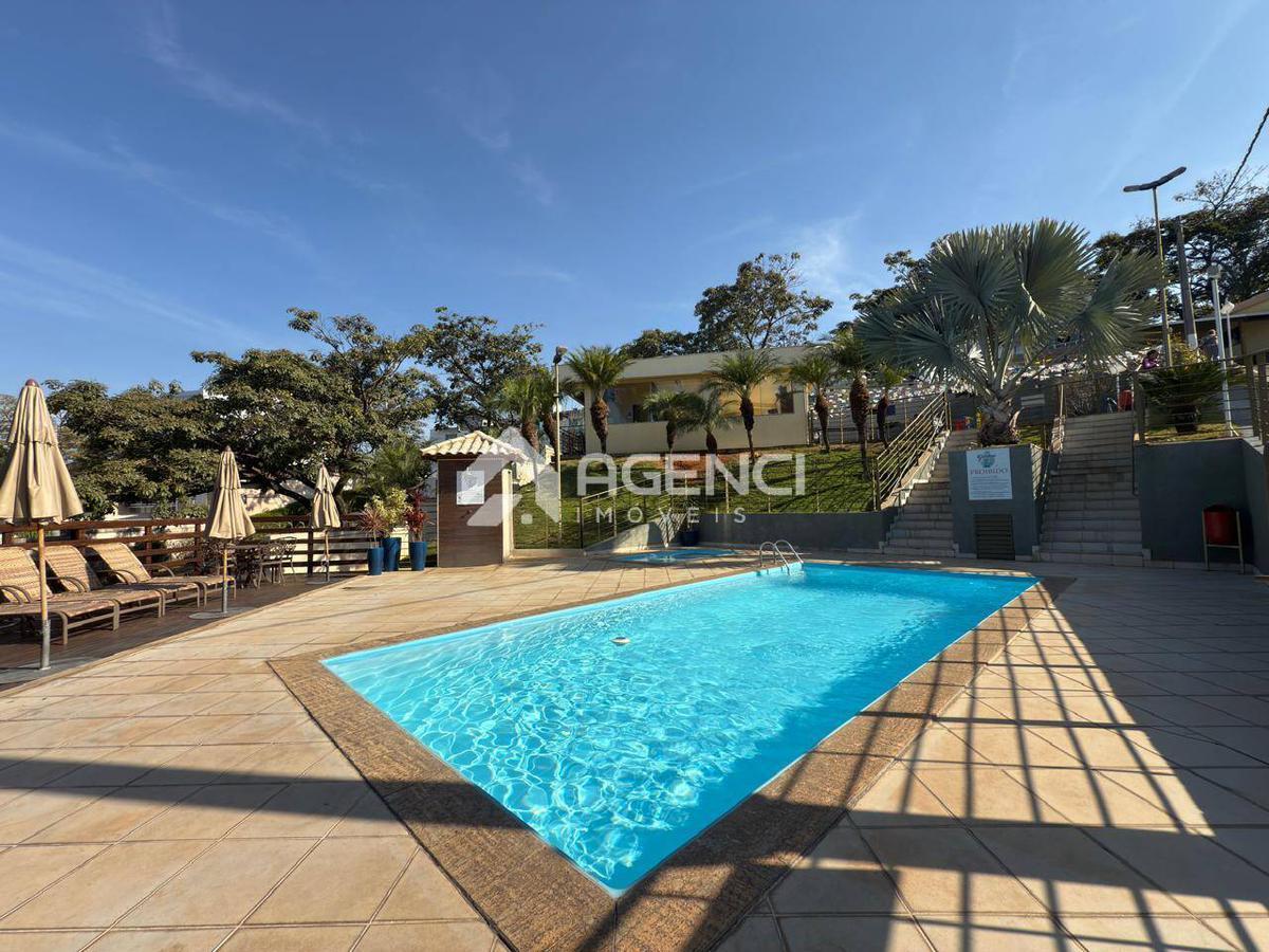 Casa, Cabral, 3 Quartos, 0 Vaga, 1 Suíte