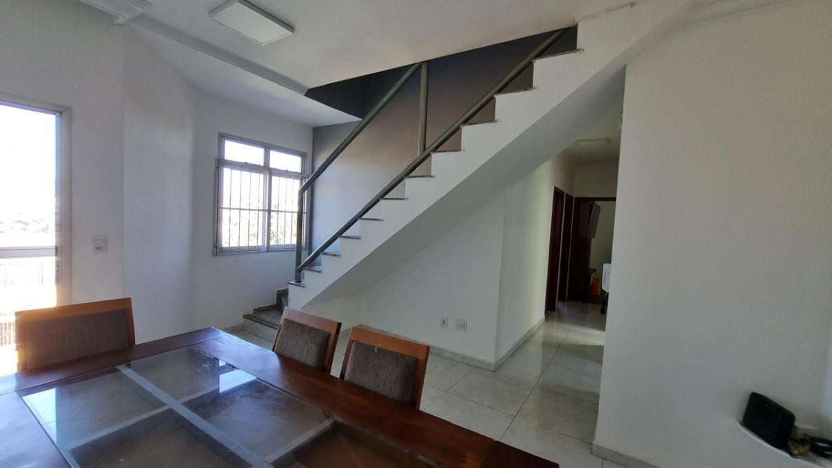 Cobertura, Santa Cruz Industrial, 3 Quartos, 2 Vagas, 1 Suíte