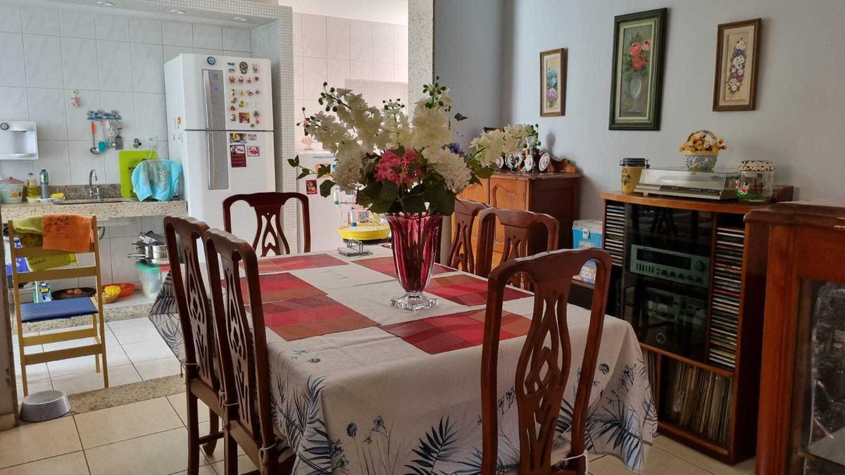 Casa, Sagrada Família, 5 Quartos, 4 Vagas, 3 Suítes