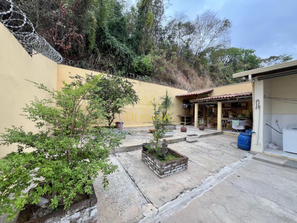 Casa, Ingá Alto, 4 Quartos, 4 Vagas, 2 Suítes