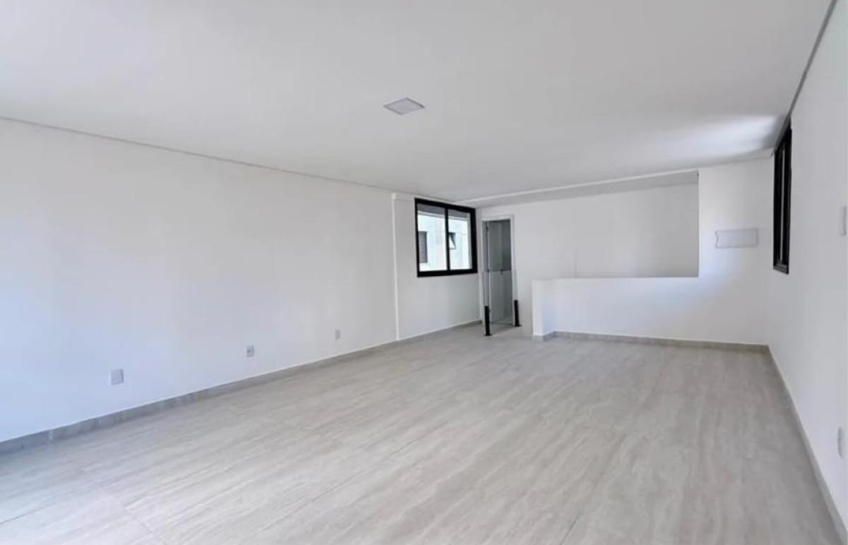 Cobertura, Prado, 4 Quartos, 2 Vagas, 1 Suíte