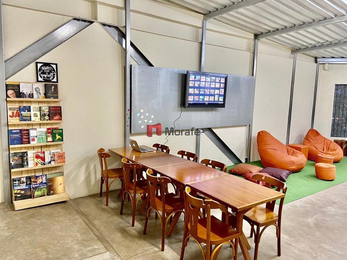 Galpão, Estoril, 0 Quarto, 0 Vaga