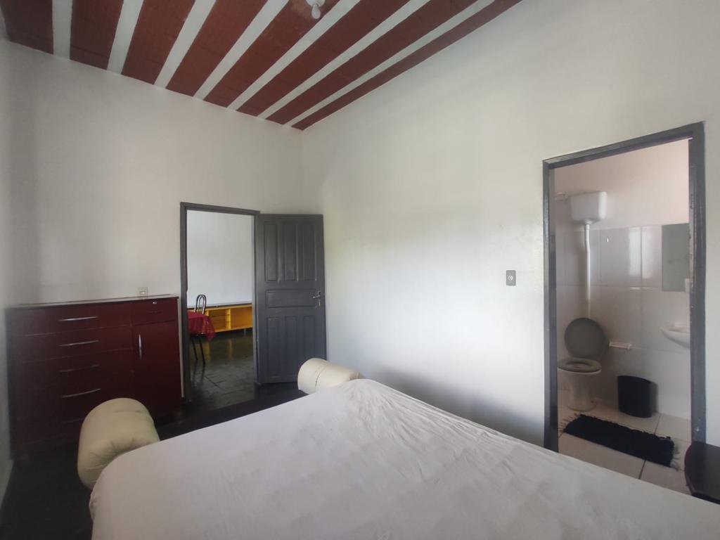Fazenda, Casa Amarela, 9 Quartos, 10 Vagas, 5 Suítes