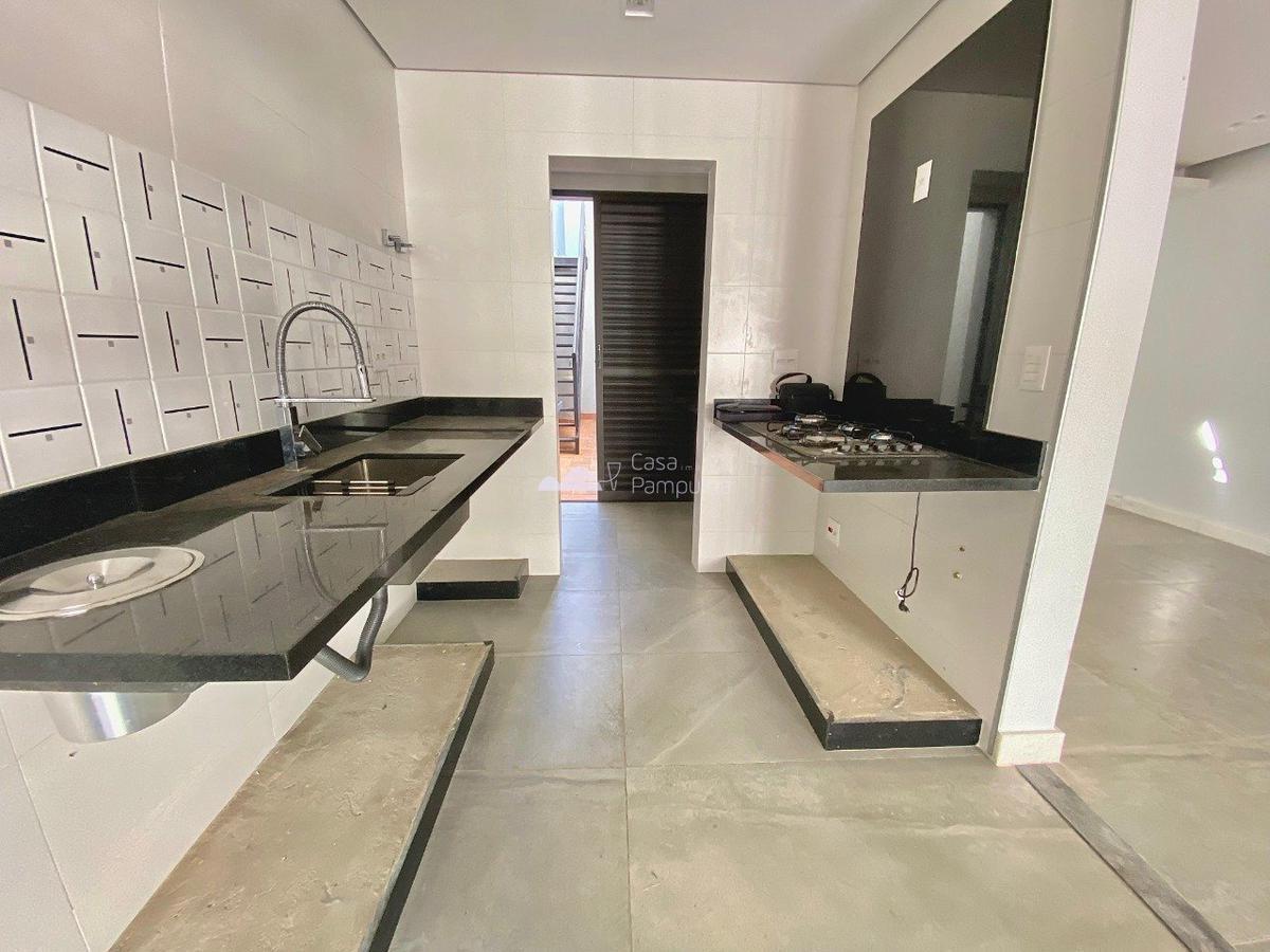 Casa, Planalto, 4 Quartos, 2 Vagas, 3 Suítes