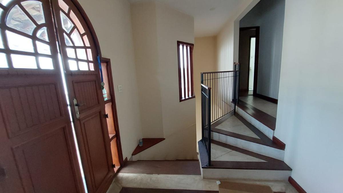 Casa, Santa Luiza, 3 Quartos, 2 Vagas, 1 Suíte