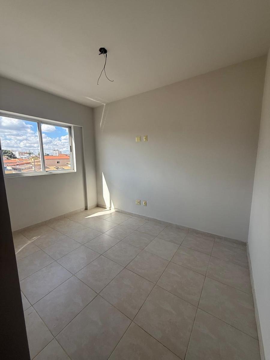 Apartamento, Bom Retiro, 2 Quartos, 1 Vaga, 1 Suíte