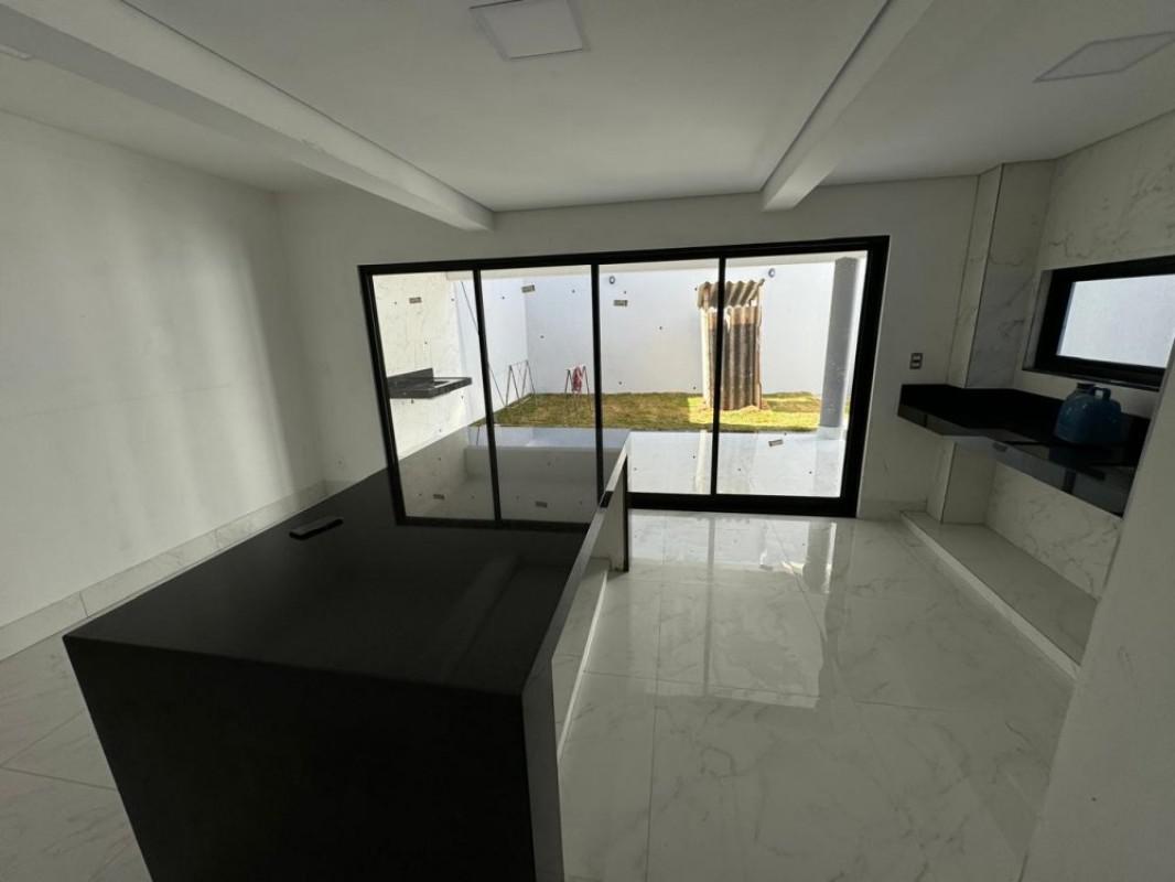 Casa, Espírito Santo, 3 Quartos, 2 Vagas, 1 Suíte