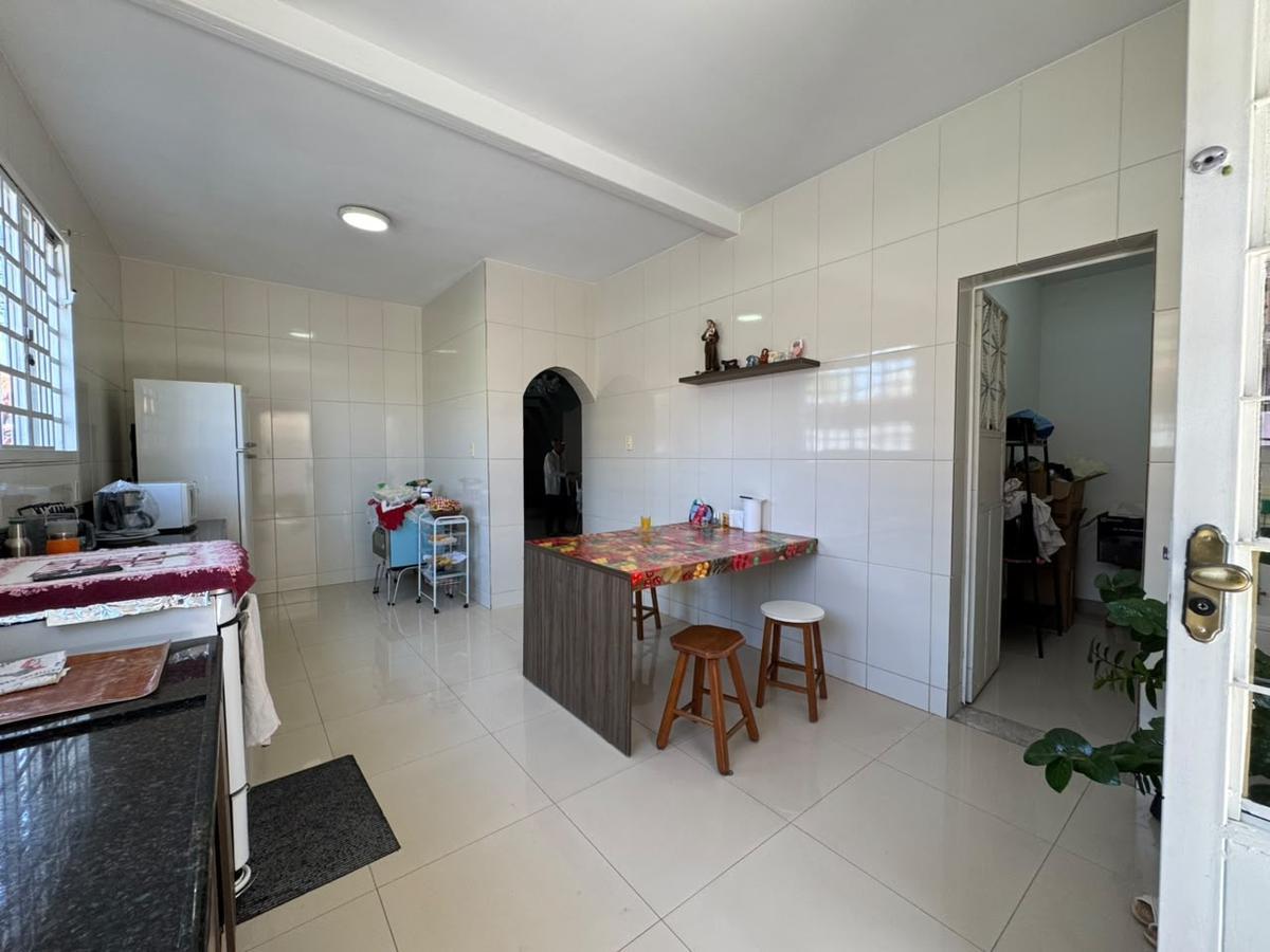 Casa, Candelária, 4 Quartos, 4 Vagas
