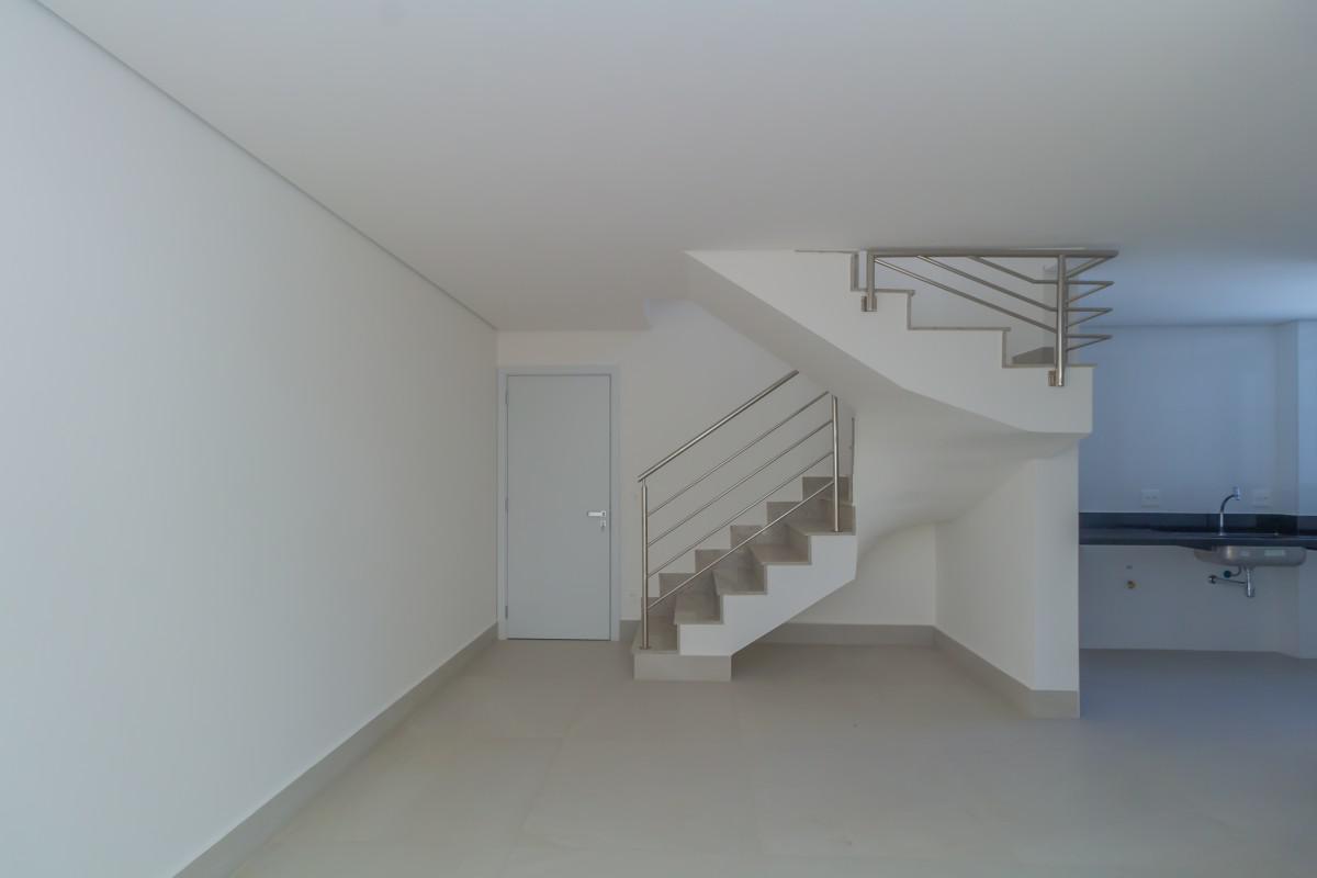 Cobertura, Serra, 3 Quartos, 2 Vagas, 1 Suíte