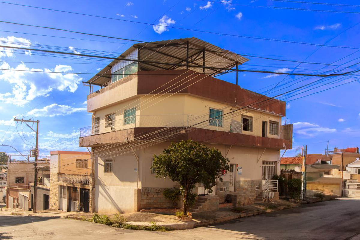 Casa, São Gotardo, 2 Quartos, 0 Vaga, 1 Suíte