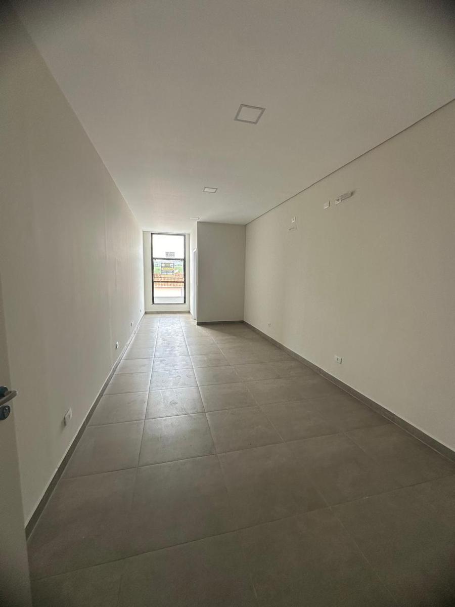 Andar, Centro, 0 Quarto, 0 Vaga