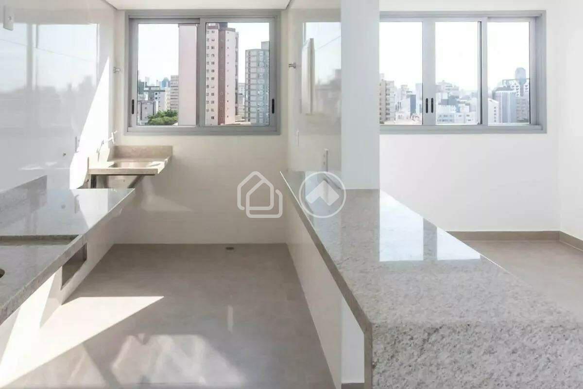 Apartamento, Santa Efigênia, 2 Quartos, 2 Vagas, 1 Suíte