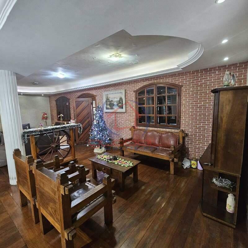 Casa, Céu Azul, 5 Quartos, 5 Vagas, 3 Suítes