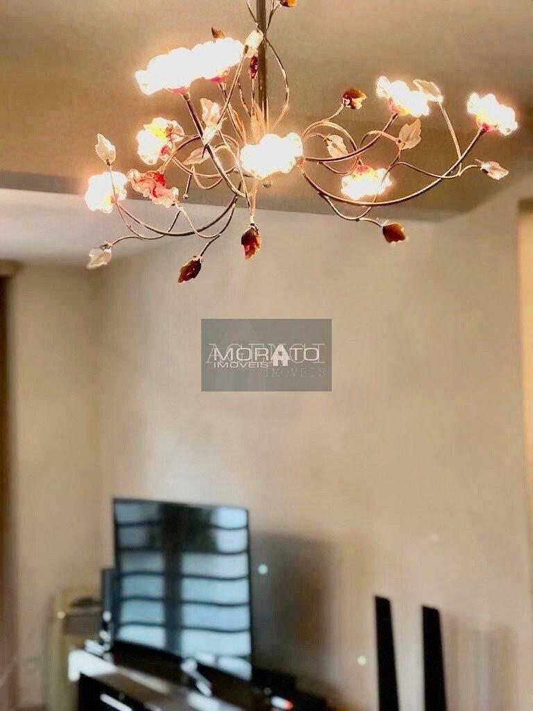 Casa, Cabral, 5 Quartos, 0 Vaga, 1 Suíte