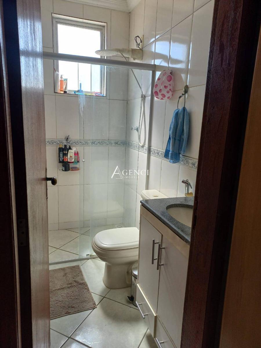 Casa, Santa Cruz Industrial, 3 Quartos, 0 Vaga, 1 Suíte