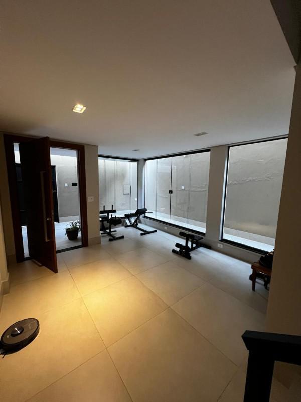 Casa, Centro, 4 Quartos, 2 Vagas, 4 Suítes