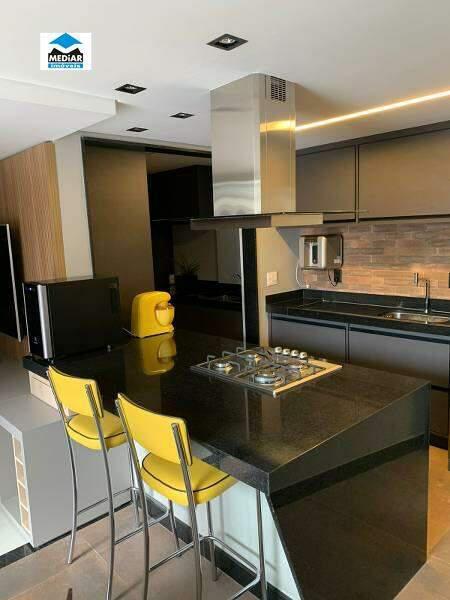 Apartamento, Sagrada Família, 2 Quartos, 2 Vagas, 2 Suítes