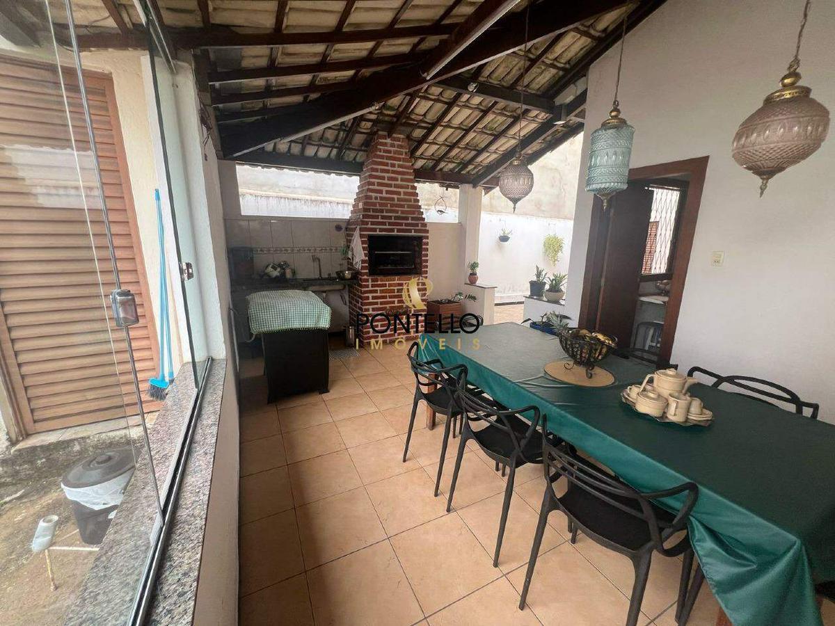 Casa, Canaã, 4 Quartos, 2 Vagas, 1 Suíte