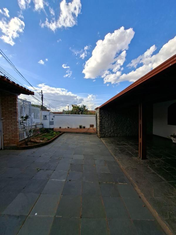 Casa, Santa Rosa, 5 Quartos, 3 Vagas, 1 Suíte