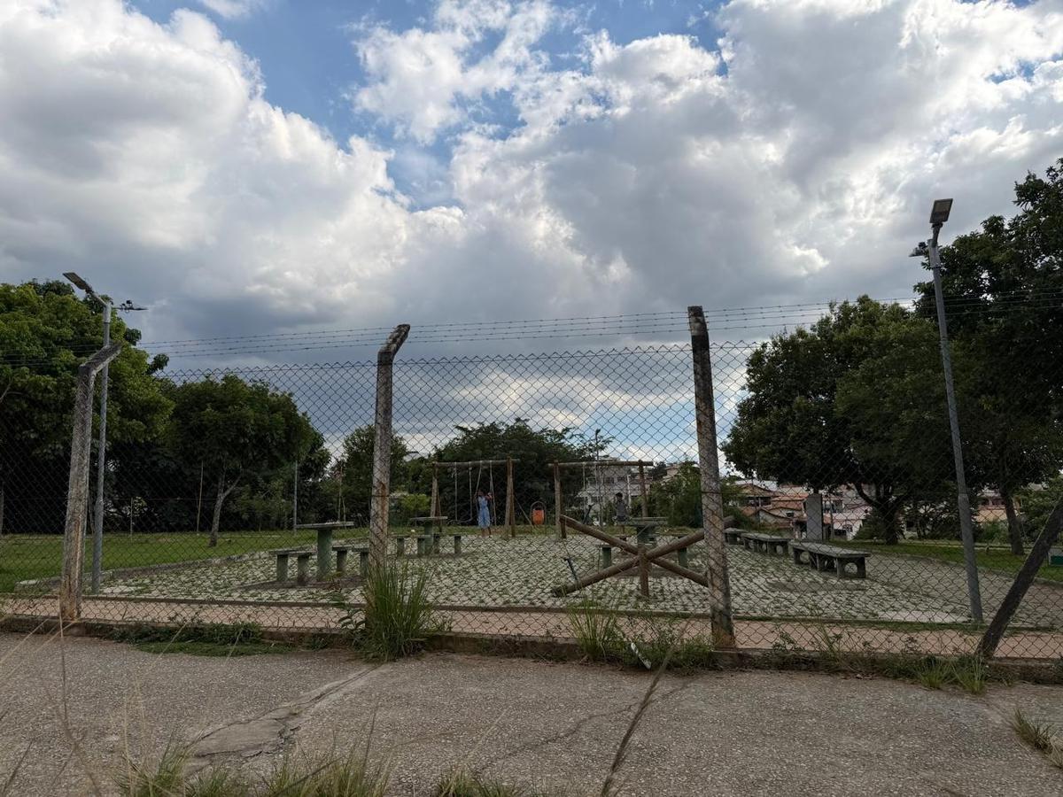 Lote, Tropical, 0 Quarto, 0 Vaga