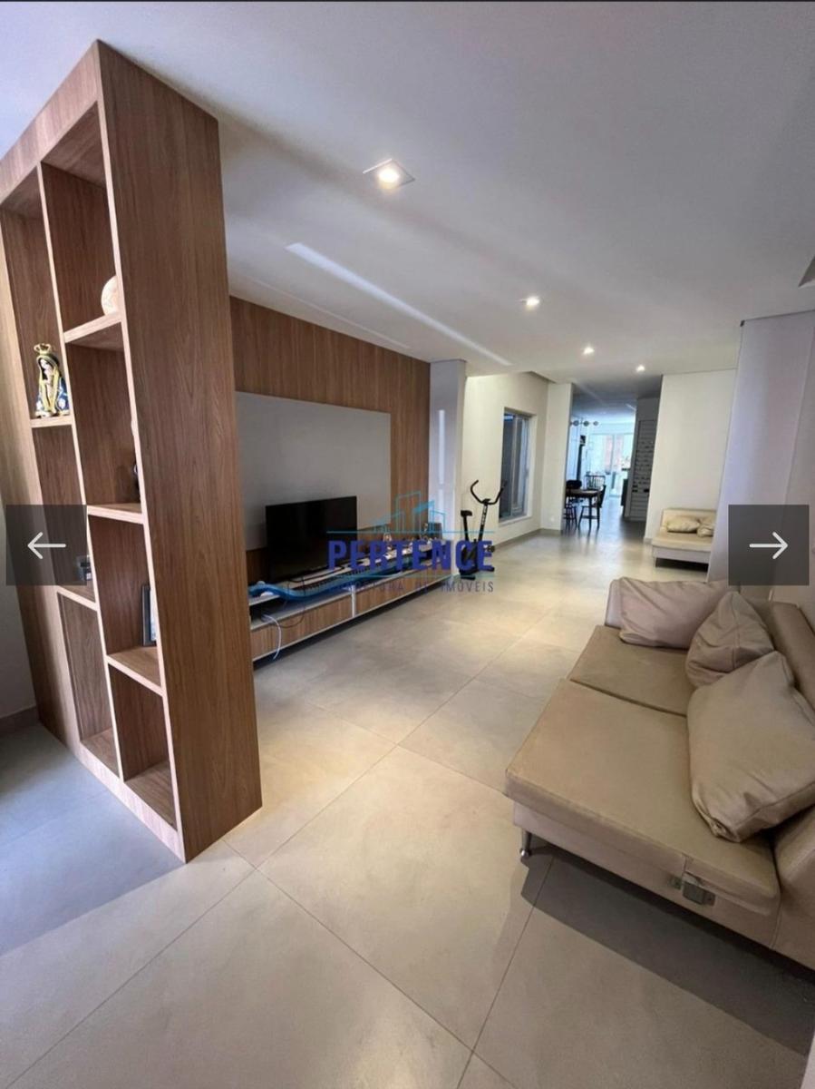 Casa, Ipiranga, 6 Quartos, 2 Vagas, 2 Suítes