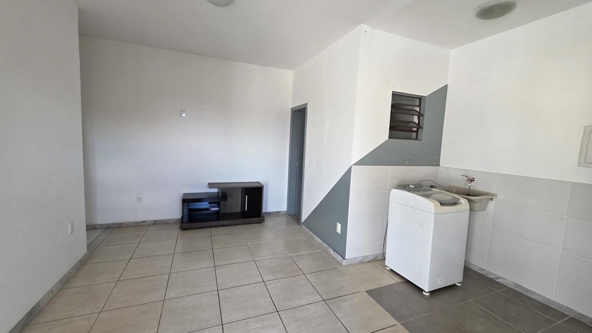 Casa, Jardim Leblon, 2 Quartos, 5 Vagas, 1 Suíte