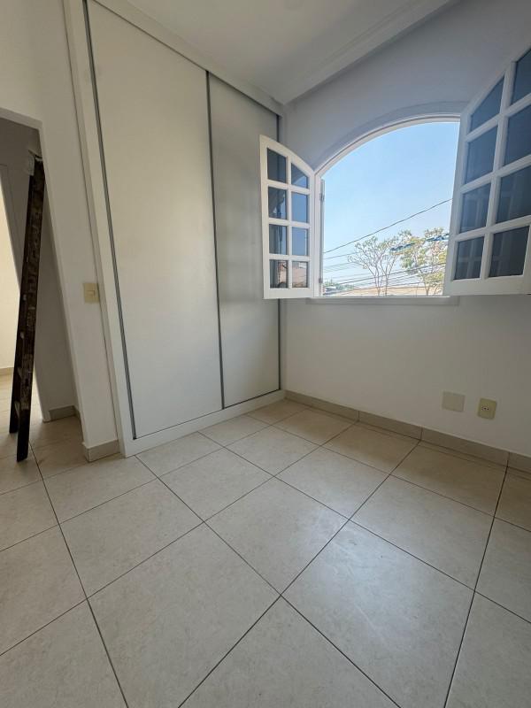 Casa, Castelo, 2 Quartos, 1 Vaga