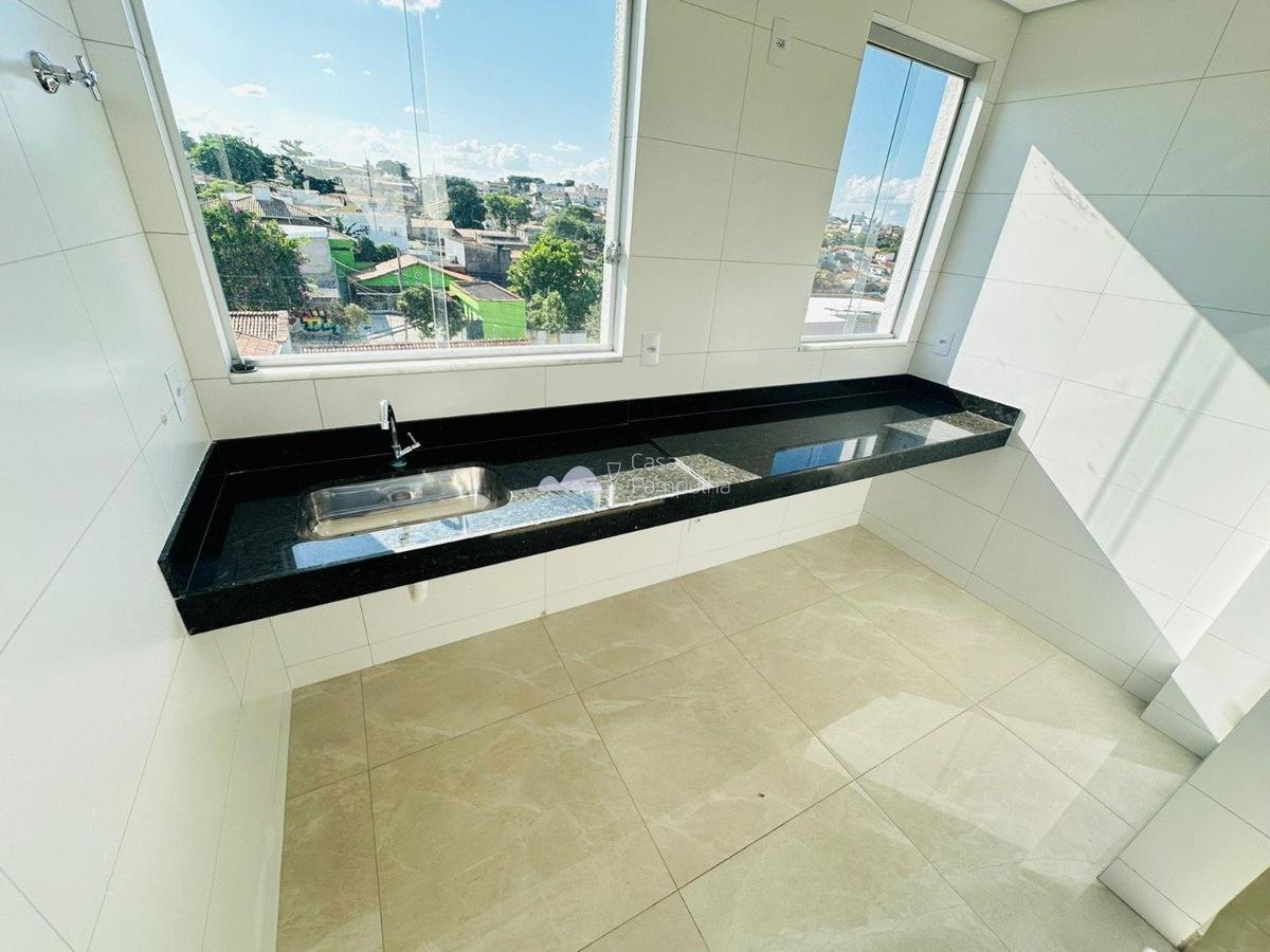 Apartamento, Santa Mônica, 2 Quartos, 1 Vaga