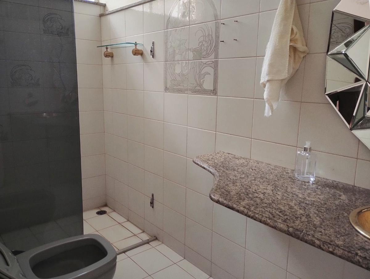 Casa, São José (pampulha), 4 Quartos, 7 Vagas, 4 Suítes