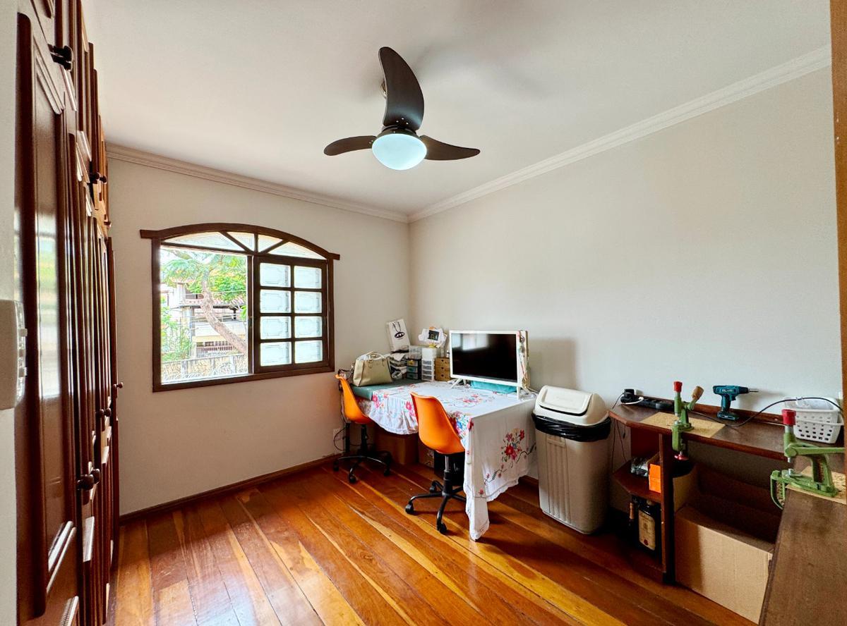 Casa, Santa Amélia, 3 Quartos, 10 Vagas, 1 Suíte