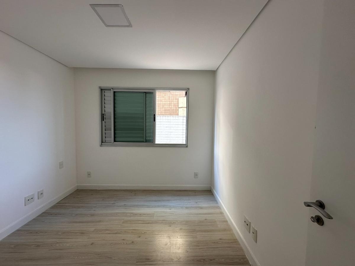 Apartamento, Palmares, 4 Quartos, 4 Vagas, 2 Suítes