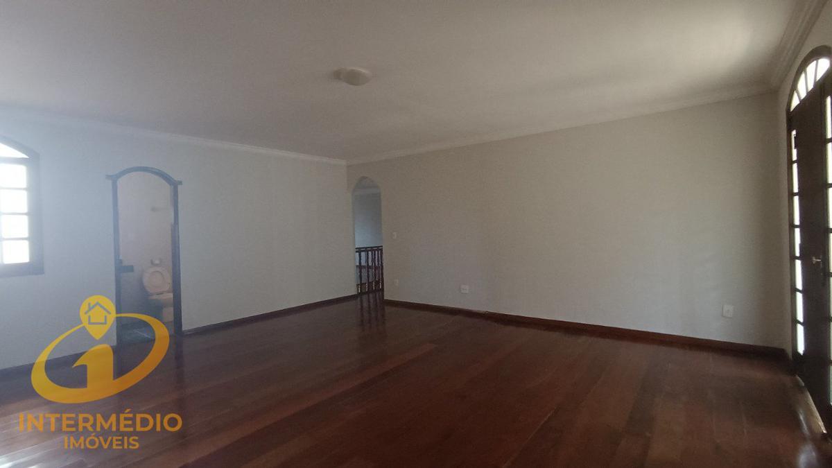 Casa, Álvaro Camargos, 4 Quartos, 4 Vagas, 1 Suíte