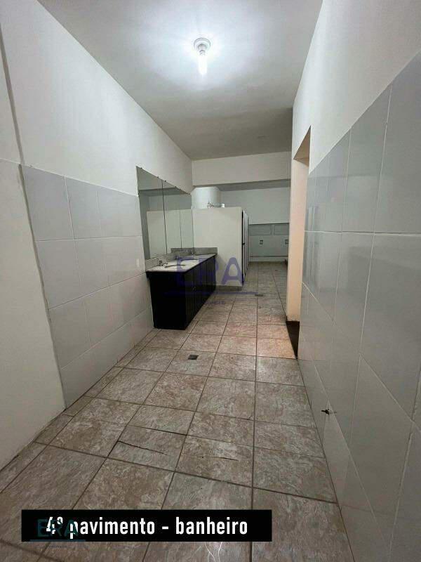 Prédio, Lourdes, 0 Quarto, 4 Vagas