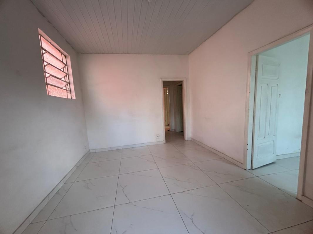 Casa, Carlos Prates, 2 Quartos, 1 Vaga
