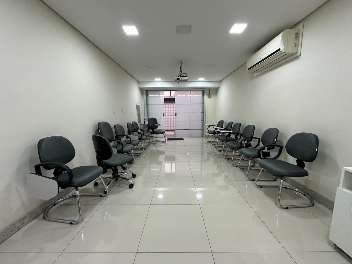 Sala, Santa Efigênia, 0 Quarto, 0 Vaga