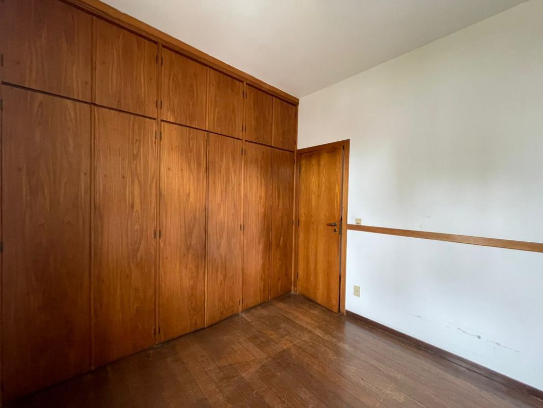 Apartamento, Funcionários, 4 Quartos, 2 Vagas, 1 Suíte