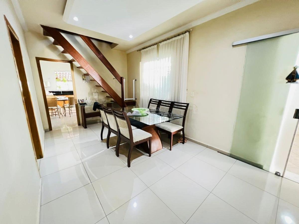 Casa, Santa Mônica, 3 Quartos, 4 Vagas, 1 Suíte