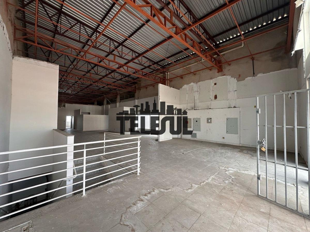 Galpão, Jardim Andere, 0 Quarto, 14 Vagas