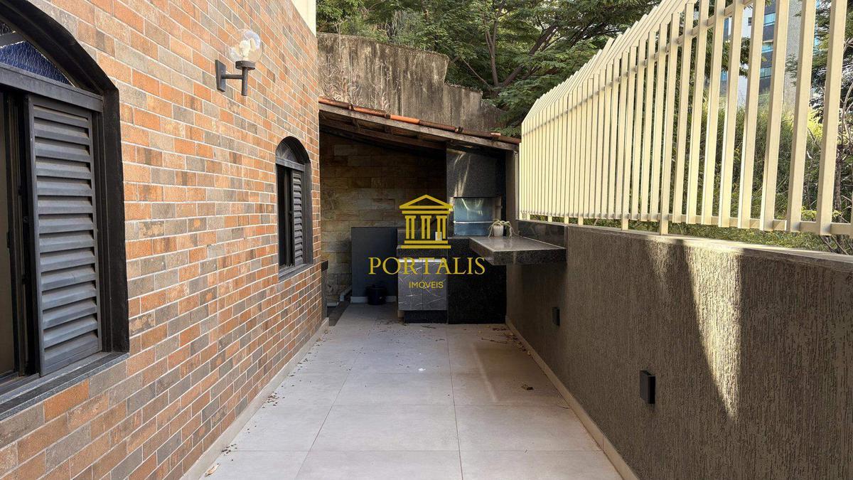 Apartamento, Luxemburgo, 4 Quartos, 1 Vaga, 1 Suíte
