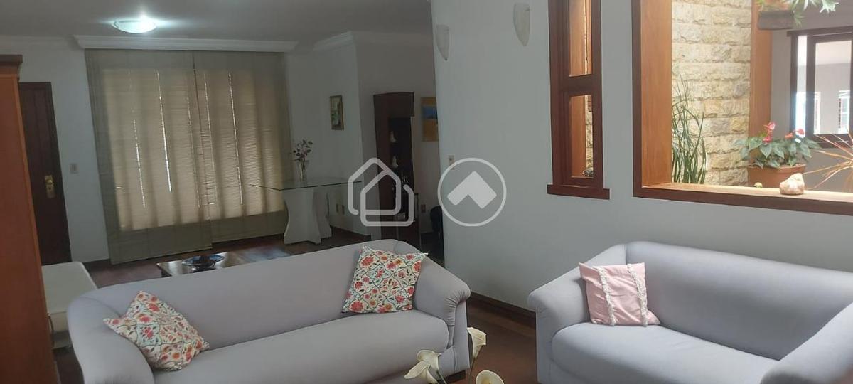 Casa, Dom Cabral, 5 Quartos, 4 Vagas, 3 Suítes