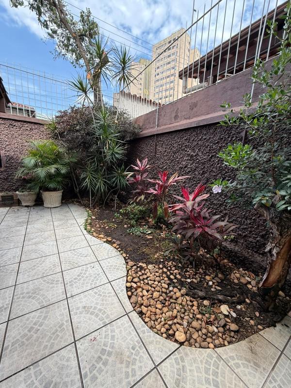 Casa, Carlos Prates, 3 Quartos, 2 Vagas