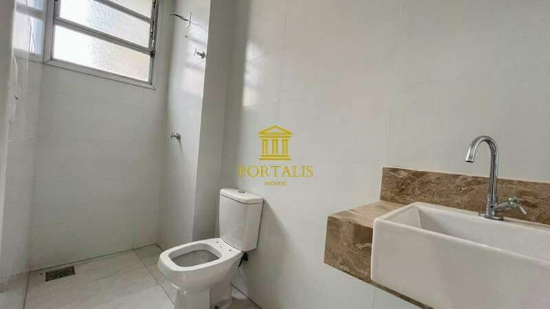 Apartamento, Centro, 2 Quartos, 0 Vaga, 1 Suíte