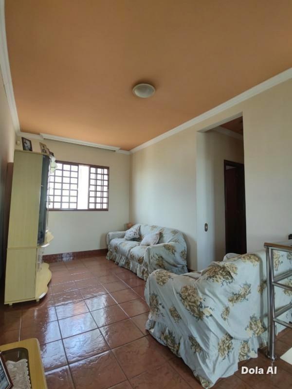 Casa, Barreiro, 4 Quartos, 8 Vagas, 1 Suíte