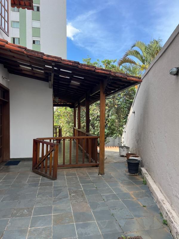 Casa, Luxemburgo, 4 Quartos, 3 Vagas, 2 Suítes